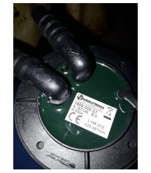 NE1809.000.03 4 SONDA DE CONTROL DE NIVEL 45, 212, 425, 497 mm con ventilación ENTRADA DE AGUA AGUA CLARA