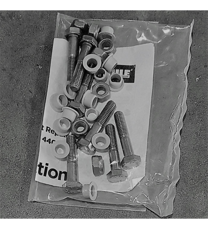DOUBLE STEP THULE – 1500601154 Reparaturset