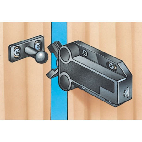 Push closure for doors without handle