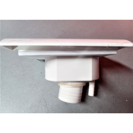 External water supply socket with lineT cap