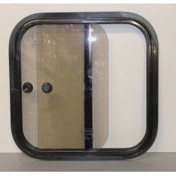 Ventanas correderas con marco de aluminio negro de hasta 899 mm de longitud