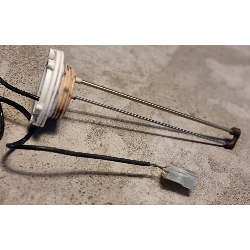 CBE 512524 - 4302497 SONDE D'EAU DE RÉSERVOIR...