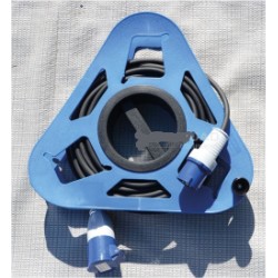 Triangular electric cable reel