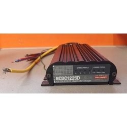 Redarc BCDC1225D MPPT DC-DC...