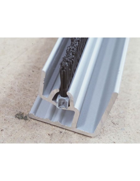 Thule Slide Out 700 V18 Front Protector - 1500603389