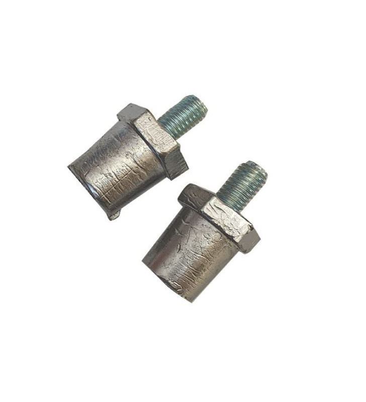 Pair of pole modification hole M6